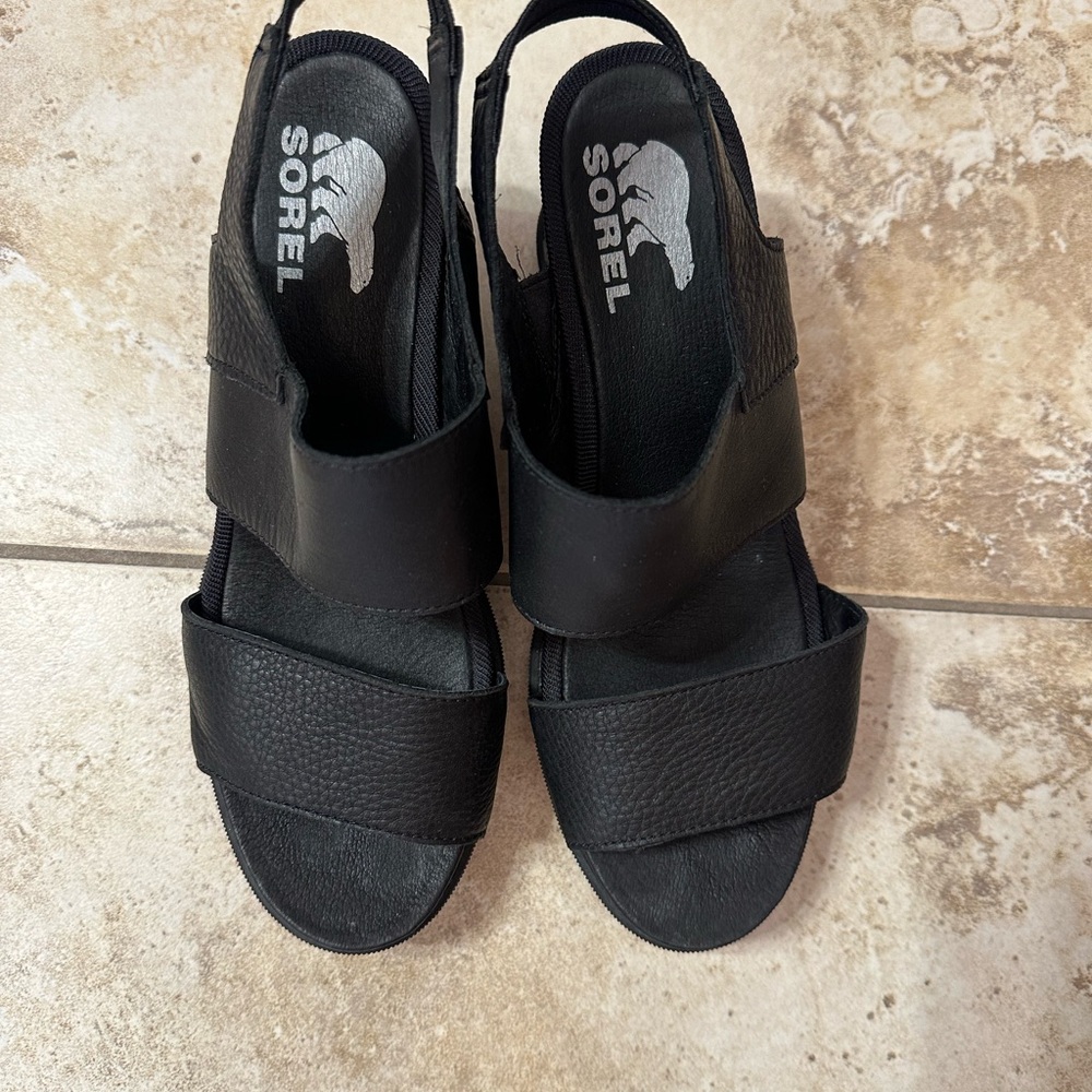 Sorel Black Elastic Strap Sandals